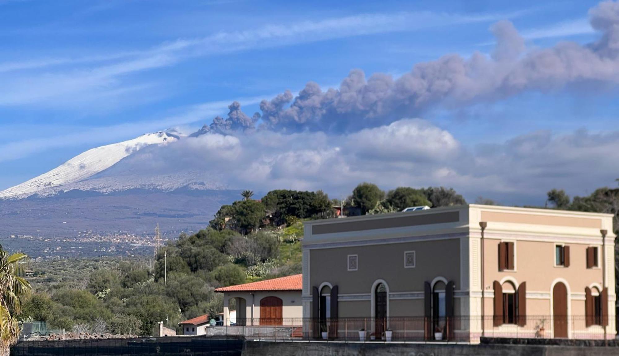 Casa Vacanze Le Tre Scimmiette Paterno  Bagian luar foto